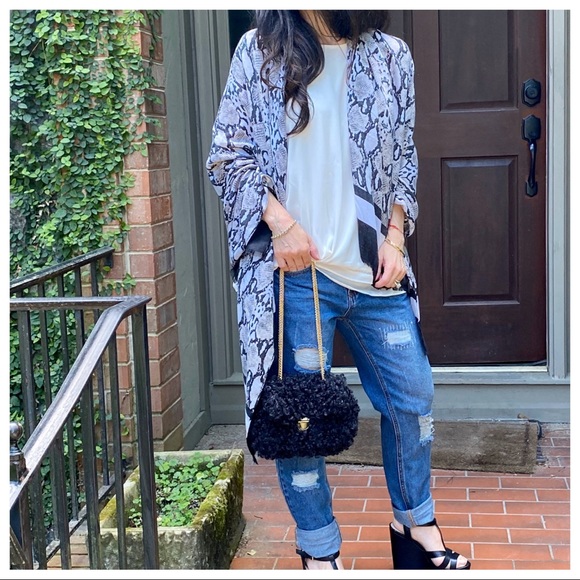 ✨LAST ONE✨BEAUTIFUL CHIC LEOPARD SCARF/SHAWL - Picture 7 of 10